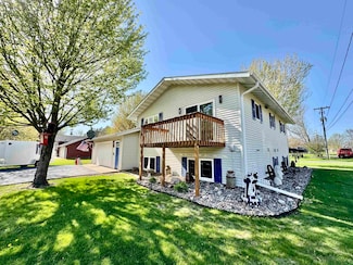 1900 Arthur St, Merrill, WI 54452