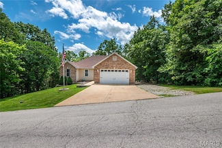 6066 Peachtree Dr, Hillsboro, MO 63050