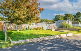 57 Twin Lakes Ave, Coventry, RI 02816