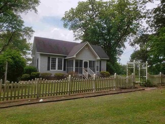 309 College St, Trimble, TN 38259