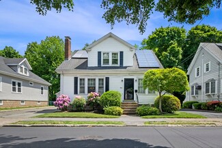 54 Richardson Rd, Lynn, MA 01904