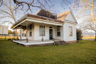 511 Peabody St, Brenham, TX 77833