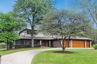 1641 E Course Dr Unit E, Riverwoods, IL 60015