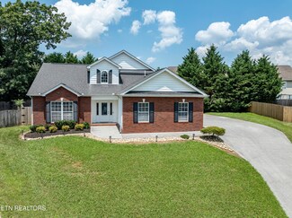 6431 Hollow Oak Ln, Knoxville, TN 37921
