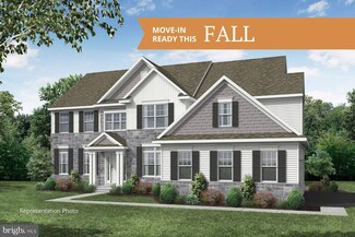 16 Old Moss Ln, Carlisle, PA 17013