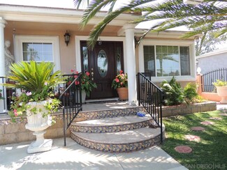 4979 Elm St, San Diego, CA 92102