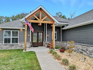 15180 Everglades Dr, Ashland, MO 65010