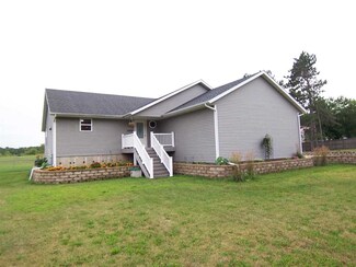 3906 Pann Rd, South Beloit, IL 61080