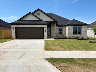 1813 Bugg St, Pea Ridge, AR 72751