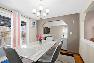 7 Webster St, Douglas, MA 01516