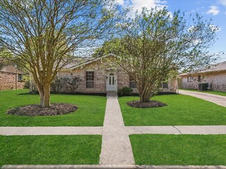 11322 Sagewillow Ln, Houston, TX 77089