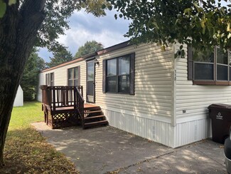 1527 W State St Unit 110, Belding, MI 48809