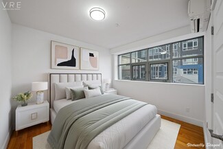 90-02 Queens Blvd Unit 520, Elmhurst, NY 11373