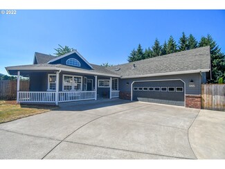 985 Belair Dr, Eugene, OR 97404