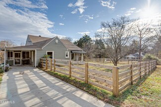 6032 Pleasant Run Ln, Knoxville, TN 37918