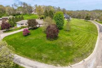 1 E Timberline Ct, Blue Grass, IA 52726