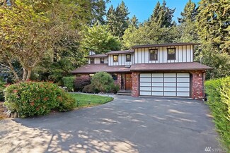 2834 NE 183rd St, Lake Forest Park, WA 98155