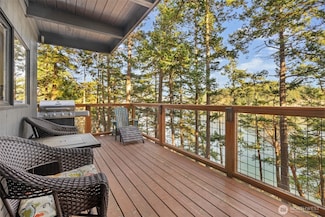 750 Chinook Way, Decatur Island, WA 98221