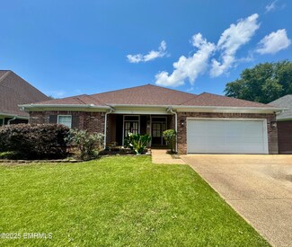 437 Pinehurst Dr, Meridian, MS 39305