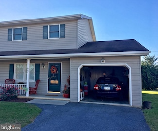11609 Kimberly Dr, Greencastle, PA 17225