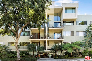 9000 Cynthia St Unit 302, West Hollywood, CA 90069