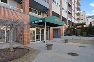 370 Westchester Ave Unit 6C, Port Chester, NY 10573