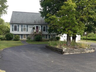 830 Greylock St, Lee, MA 01238