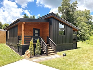 474 Upper Grassy Branch Rd, Asheville, NC 28805
