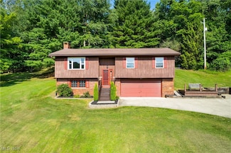 5881 Middle Run Rd NW, Dover, OH 44622