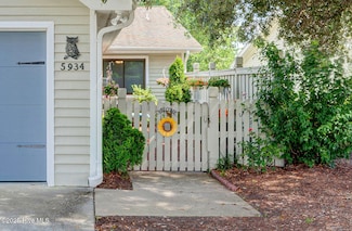 5934 Chester St, Wilmington, NC 28405