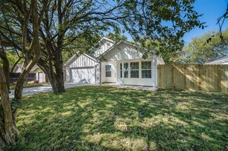 308 N Quinlan St, Howe, TX 75459