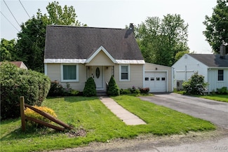 421 Spruce St, Utica, NY 13502