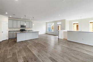 3921 Maze Runner Dr, Midlothian, VA 23112
