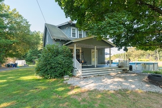 3 Warren Rd, Townsend, MA 01469