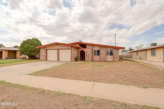 3229 E Glen Dr, El Paso, TX 79936