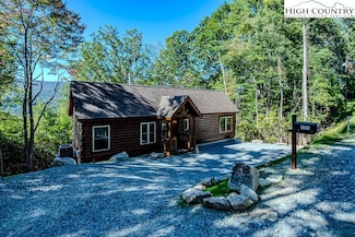 225 Oak Rd, Beech Mountain, NC 28604