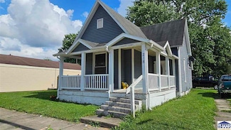 218 W Main St, Farmersburg, IN 47850
