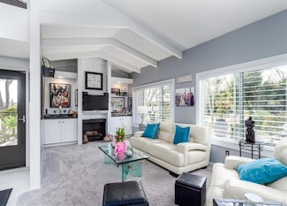 1165 Santa Helena Park Ct, Solana Beach, CA 92075