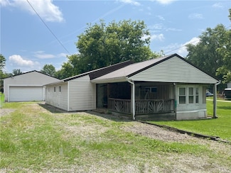 1376 Fairview Ave, Atwater, OH 44201