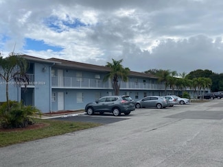 617 Ixoria Ave Unit 29, Fort Pierce, FL 34982