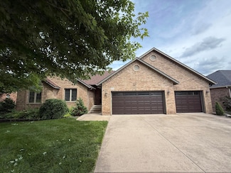 5218 S Gary Ct, Springfield, MO 65810
