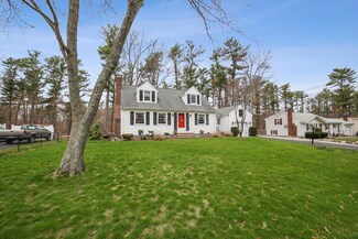 114 Sunset Dr, Raynham, MA 02767