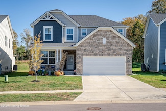 4617 Golden Eagle Dr, Louisville, KY 40245