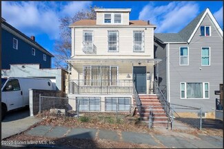 17 Laurel Ave, Staten Island, NY 10304