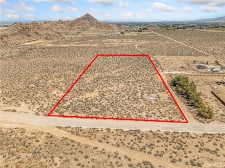 751 Buena Vista Rd, Lucerne Valley, CA 92356