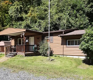 1346 Elk Grove Rd, Benton, PA 17814