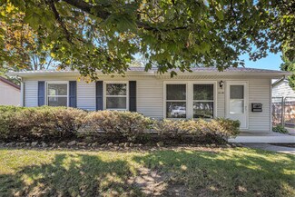 215 Saint Louis St, Milan, MI 48160