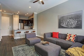 2400 Mccue Rd Unit 250, Houston, TX 77056