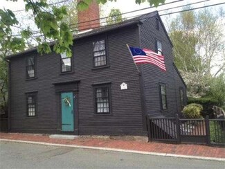43 Turner St, Salem, MA 01970