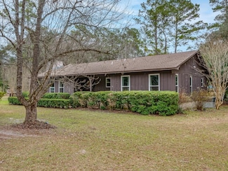 87 Mills Green Canyon, Crawfordville, FL 32327